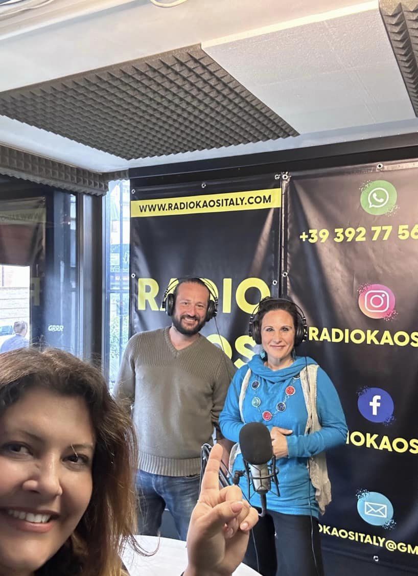 SAHIRA @ JUST FOLK Radio Kaos Roma